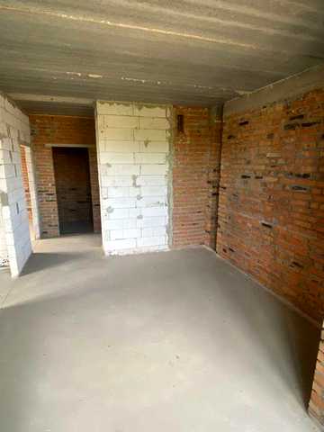 2-кімнатна в зданому будинку! 56 м² — парк, набережна і Київ поруч!