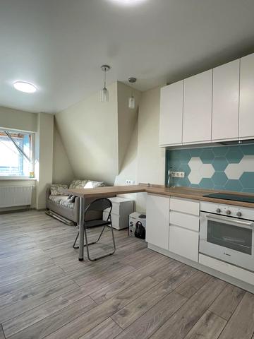 Добробутна вул., 1