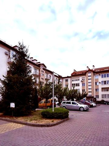 Дворівнева кв. ЖК» Вишневий сад»вул. Осипенко( Вишнева)28