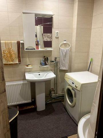 Продажа 1-комнатной квартиры с автономным отоплением.Изюм.