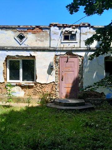Продам будинок біля Дністра терміново