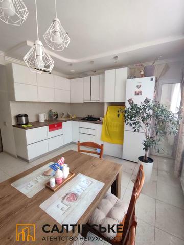 Соборності України вул., 228а