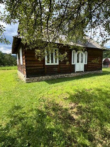 Продається будинок в Карпатах