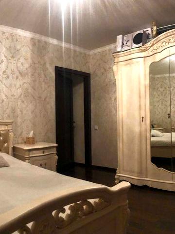 Продам 2 комн разд с хорошим рем и мебелью ЖК Чайка Лобановского ЖК Чайка