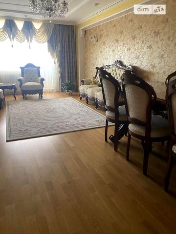 Продаж 3к Квартира Юності вулиця