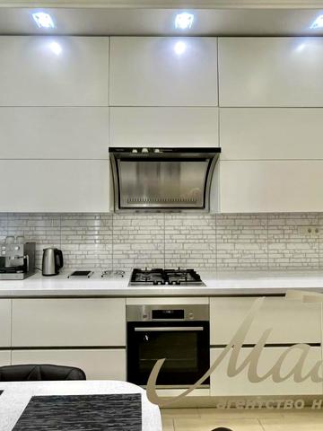 Металургів просп., 8-А