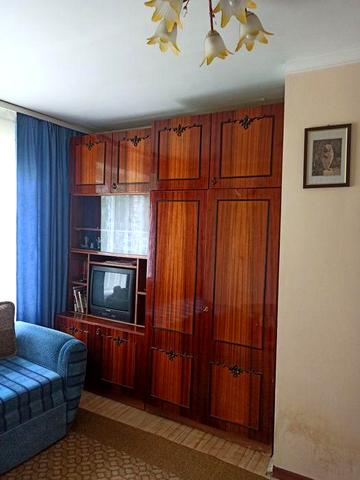 Продаж 1 кім квартири у затишному містечку від власника