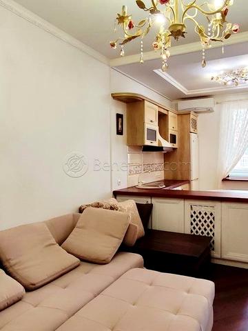 Аркадійське плато вул. (Гагаринське плато), 5А