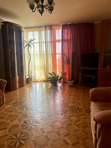 Продам 3-ком квартиру