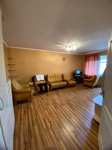 Продам 2-ком квартиру