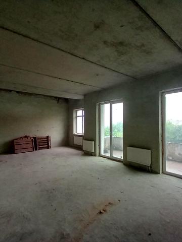 Тараса Бобанича "Хаммера" вул., 4