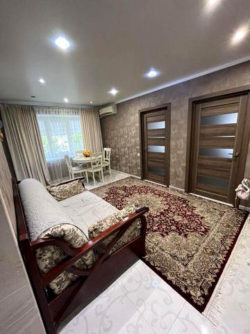 Продаю квартиру с.Арбузинка