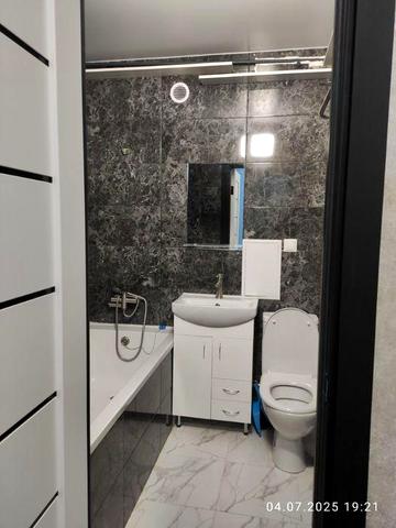 Здам 1 кімнатну квартиру з ремонтом по вул. Льотна