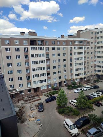 Приозерний бульв., 5