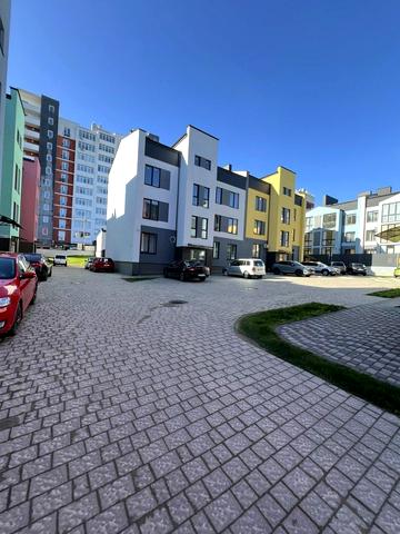 Винна Гора вул., 30