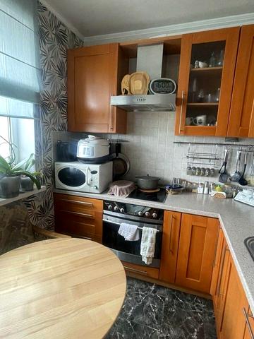 Архітекторів вул., 28