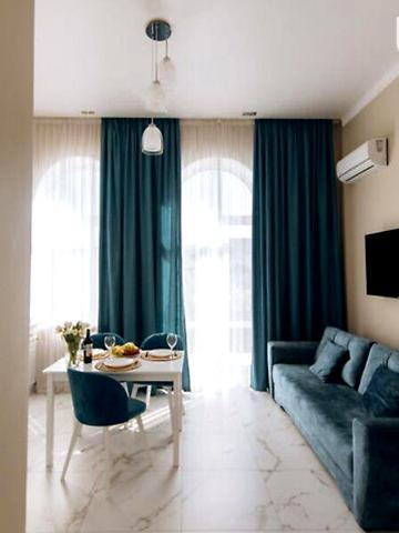 Продаж 2к Квартира Хмельницького Богдана вулиця