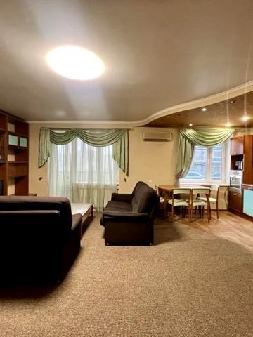 Просторная квартира на улице Мечникова