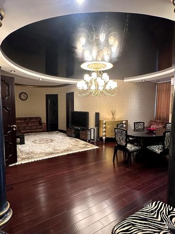 Євгена Коновальця вул. (Щорса), 32-Г