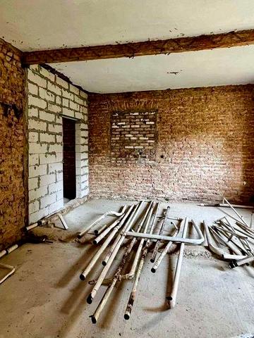 Продам будинок хату житло в м. Богуслав
