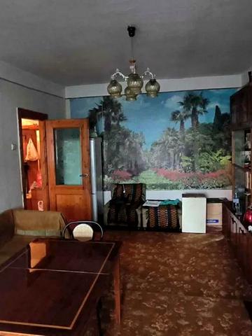 Володимира Івасюка вул., 56