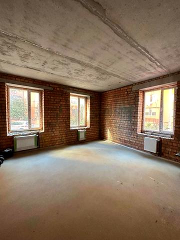 Михайла Грушевського вул., 39/3, корп. 1-4