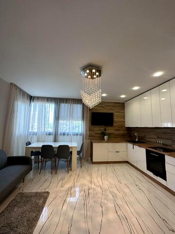 Тиводара Легоцького вул., 80