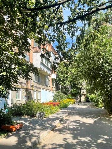 Продам 2-к. квартиру в сталинке. метро «Центральный рынок»