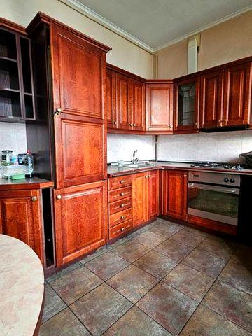 Продам 2-кімнатну  сталінка Печерський! М Арсенальна 7 хв!