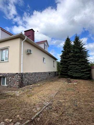 Продам хороший дом в смт Шевченково Купянский район