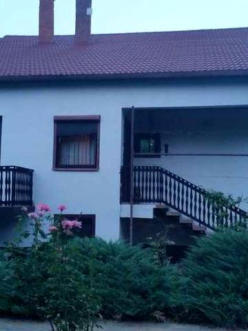 Продається дім із вбудованим вдахом Закарпатська обл