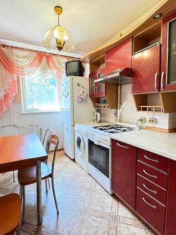 Продаю 3к квартиру Космонавтів/Площа Перемоги  ц3