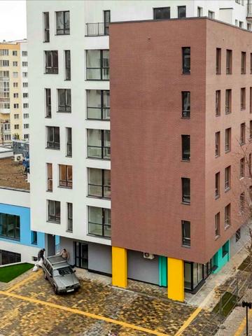 Олени Степанівни вул. (Ленінградська), 8