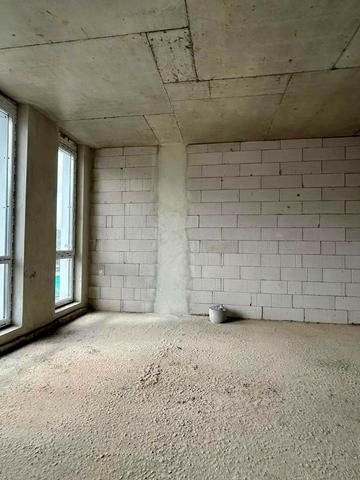 Надрічна вул., 4а