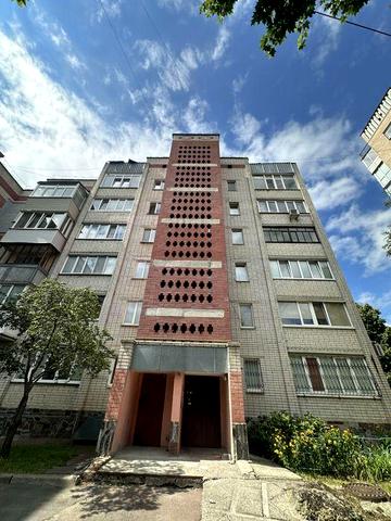 **ЦЕНТР! 37 кв.м. Сучасне Планування! Район Площі