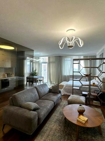 Аркадійське плато вул. (Гагаринське плато), 9