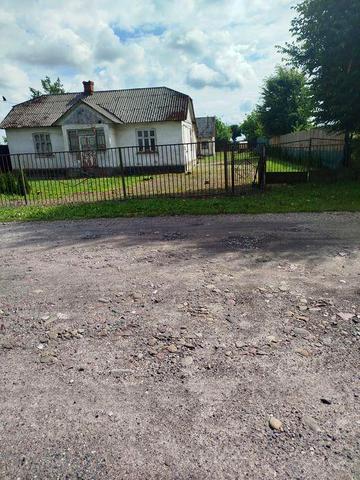 Приватний будинок  с.Павлів. 60сот.  землі.