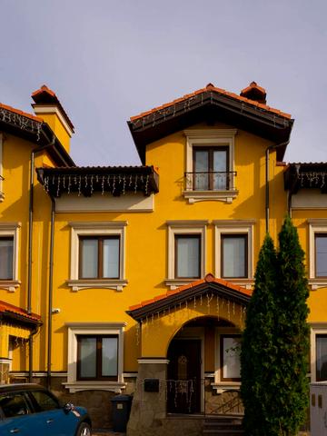 Богатирський проїзд, 14