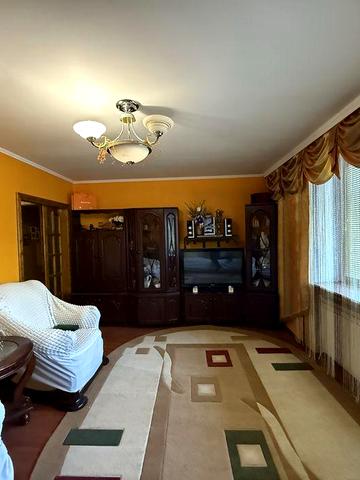 Продам 3к квартиру з ремонтом та технікою.