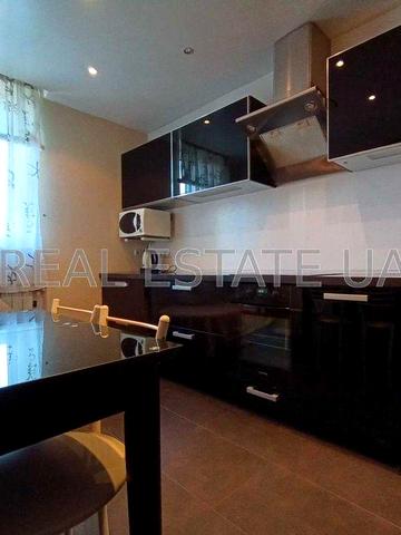 БЕЗ %. Видова трикімнатна квартира біля озера Тельбін на Березняках. ЖК Кайлік Ю.Й.