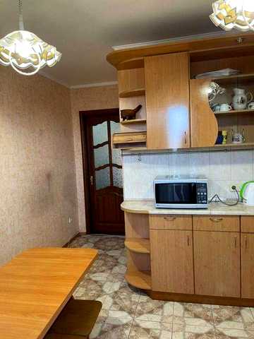 Продаю 3 ком.квартиру на Декабристов