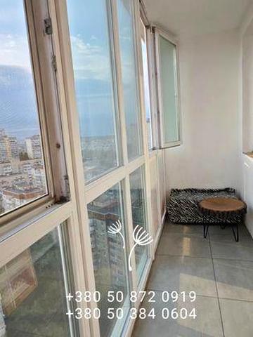 Виноградарь,Наталії Ужвій 12 .Просторная 1-комнатная квартира