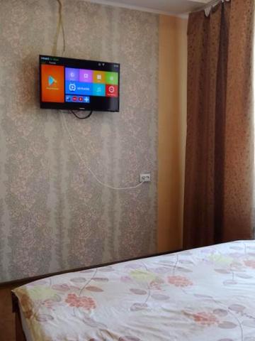 Квартира рядом с ТРЦ Никольский. Метро рядом.