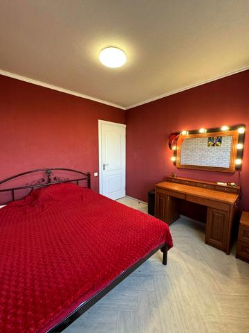 Перемоги просп., 72б