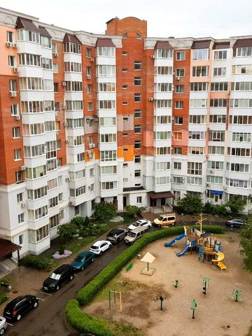 Володимира Івасюка вул. (Головка), 17