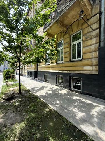 Чернігівська вул., 34