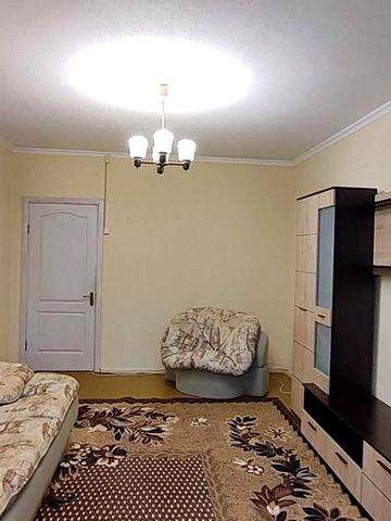 1к.квартира, Ромоданова,  11/15,  метро Лукянівська, Дорогожичі