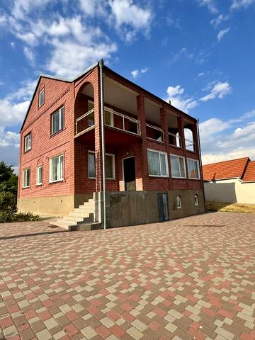 Силікатна вул., 1б