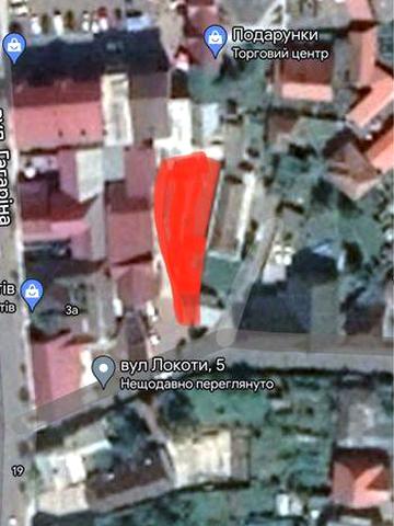 Продам будинок із земельною ділянкою в центрі Іршави