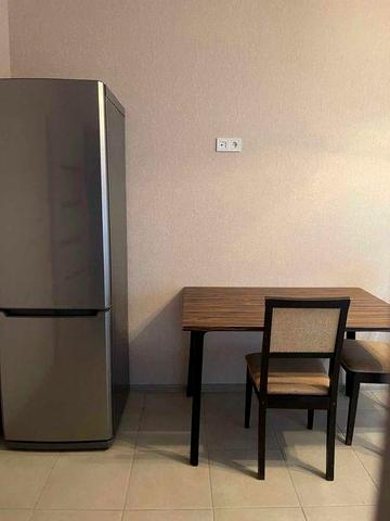 СВОЯ 2 кім вул Генерала Генадія Воробйова (Курська)